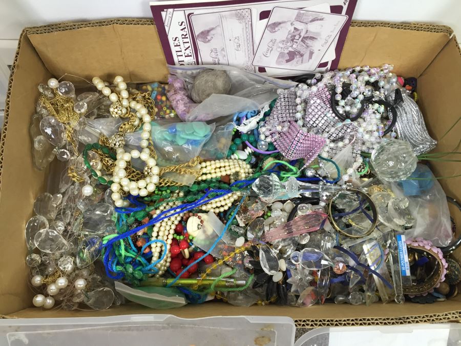 Huge Crafters Mixed Lot [Photo 14]