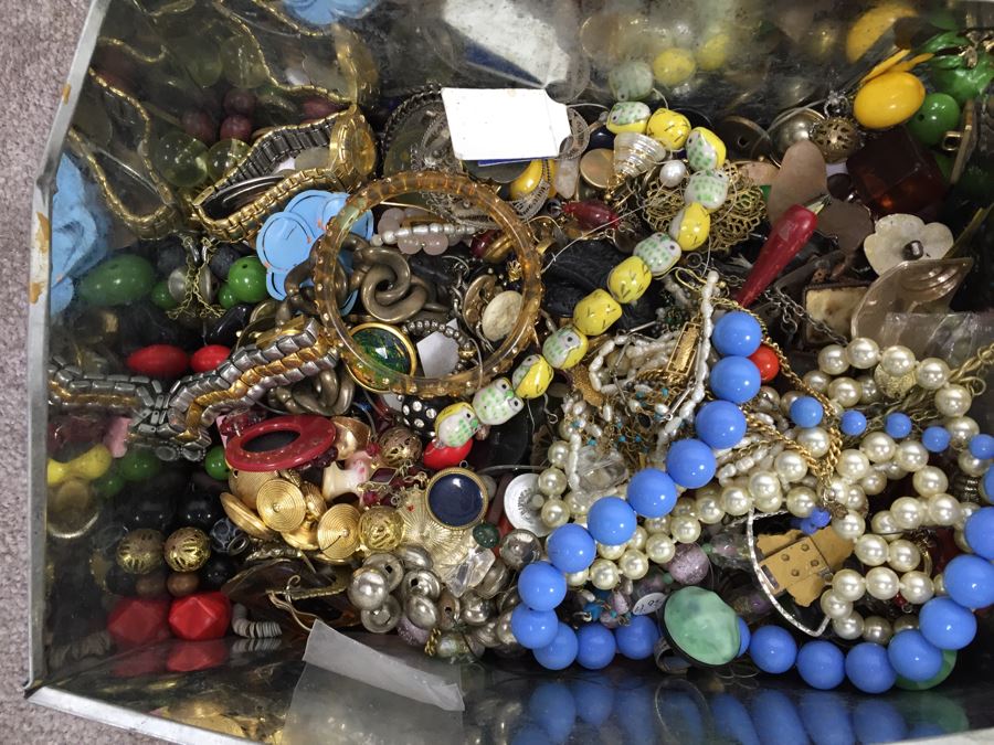 Huge Crafters Mixed Lot [Photo 2]