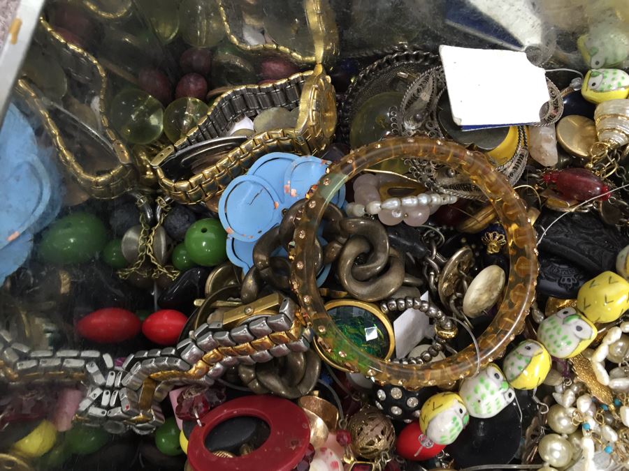 Huge Crafters Mixed Lot [Photo 6]