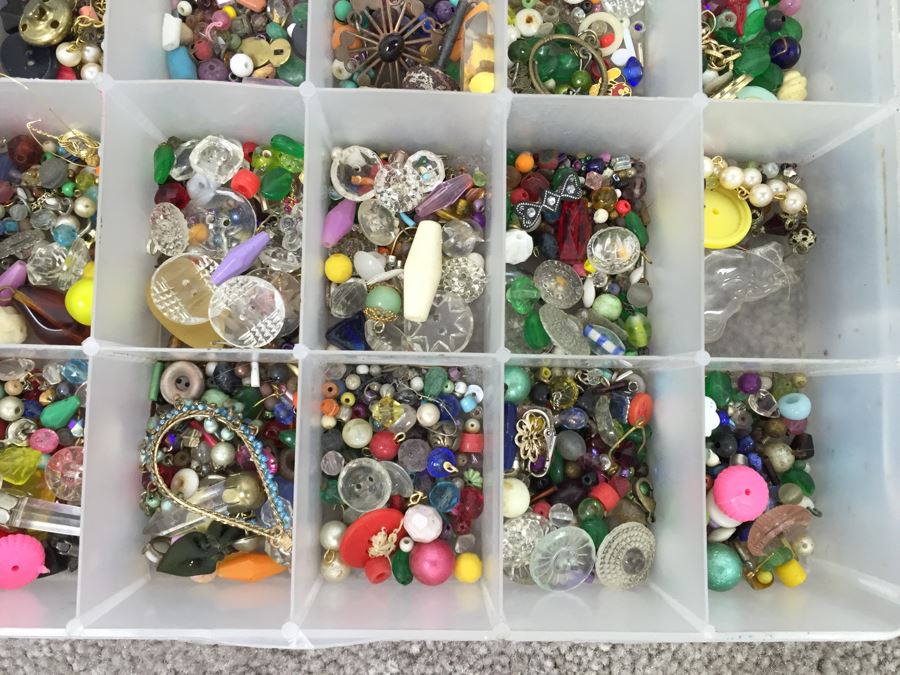 Huge Crafters Mixed Lot [Photo 21]