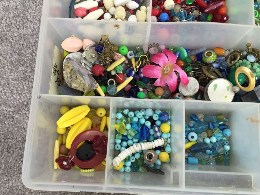 Huge Crafters Mixed Lot [Photo 10]