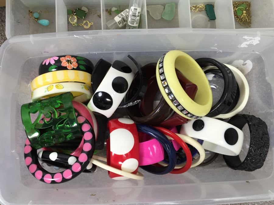 Huge Crafters Mixed Lot [Photo 26]