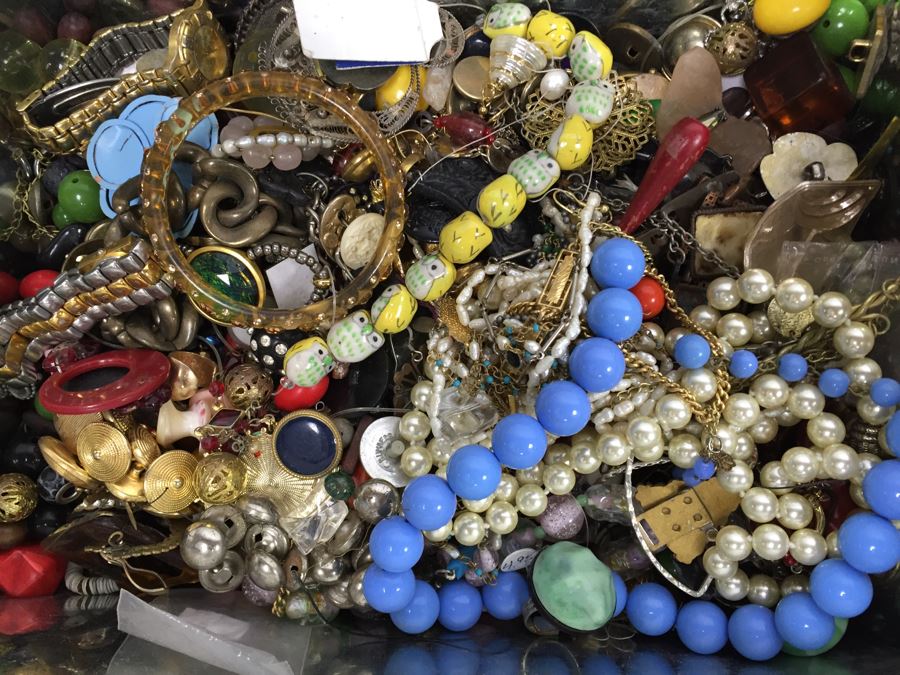 Huge Crafters Mixed Lot [Photo 4]