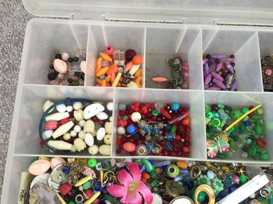 Huge Crafters Mixed Lot [Photo 13]