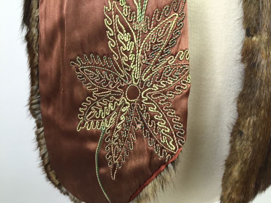 Vintage Mink [Photo 2]