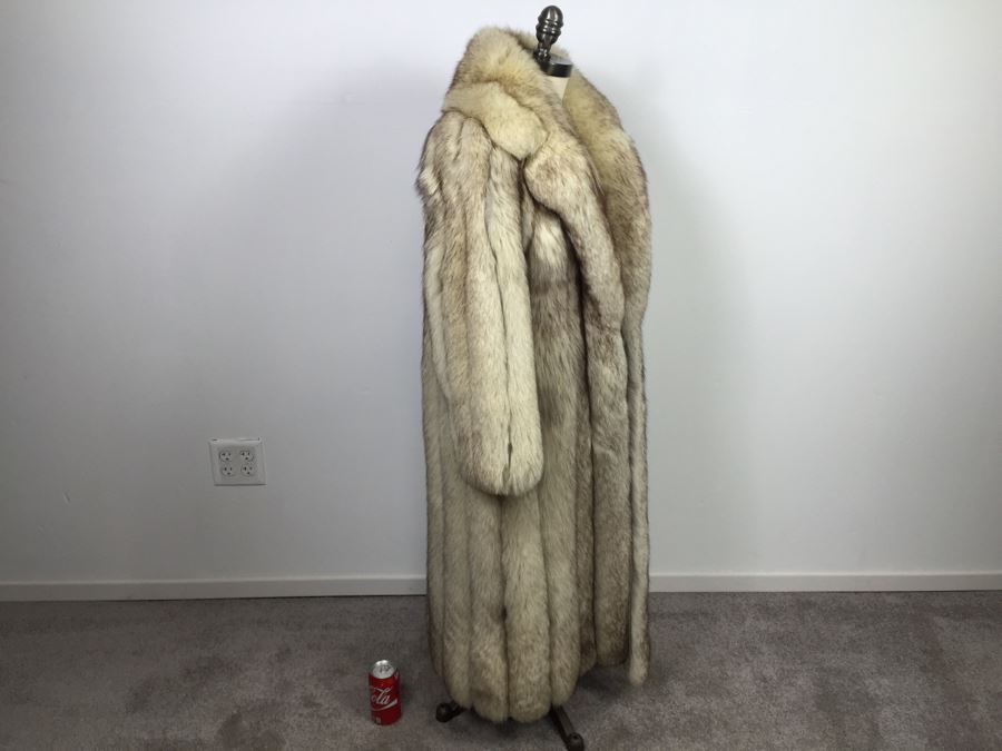Vintage Full Length Fur Fox Coat By Saga Fox Size S [Photo 2]