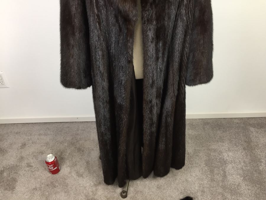 Full Length Mink Fur Coat With Belt [Photo 9]