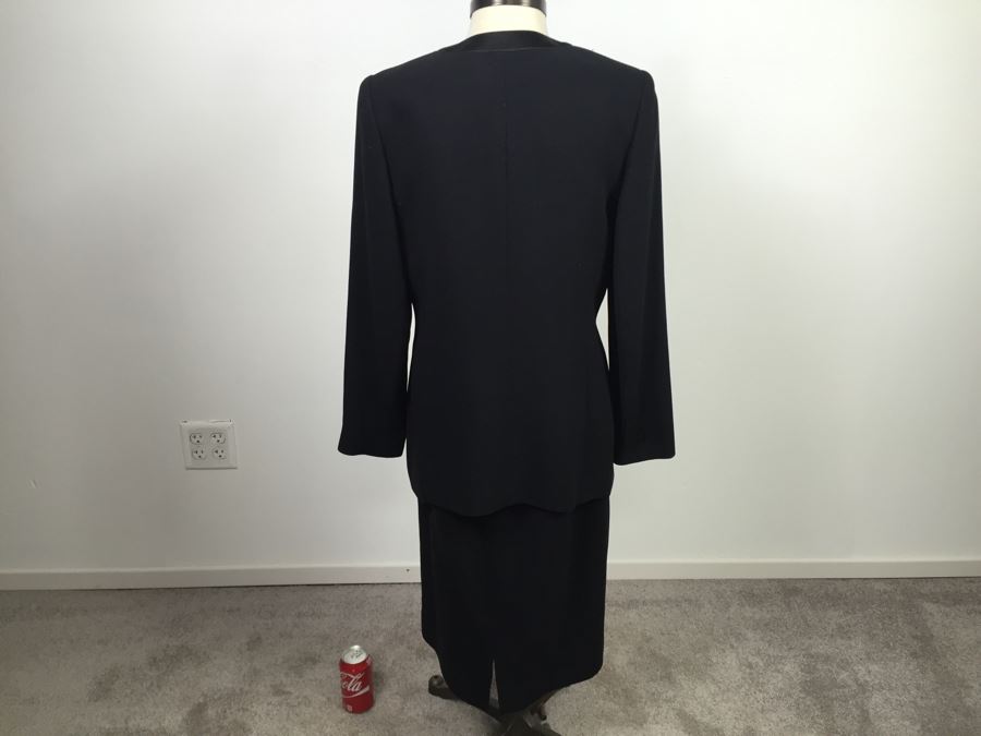 Women's Black Jacket And Skirt Outfit [Photo 8]