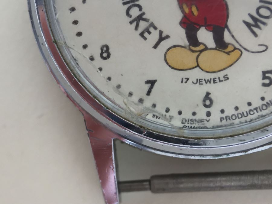 JUST ADDED - Vintage Walt Disney Production Mickey Mouse Watch - Needs New Glass Face (Cracked) [Photo 10]