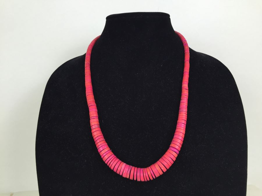 JUST ADDED - Set Of 3 Necklaces [Photo 2]