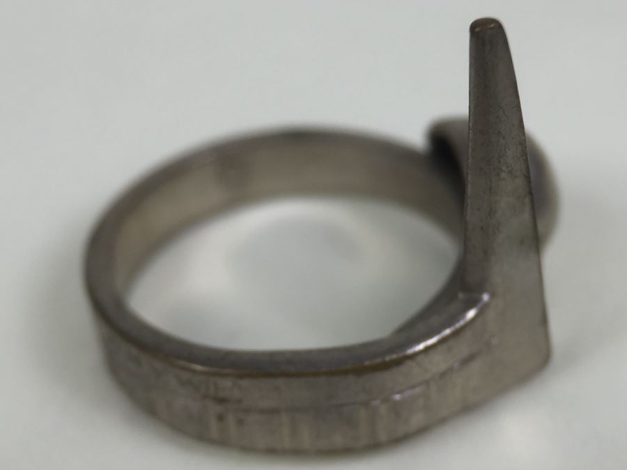 JUST ADDED - Vintage 1939 New York World's Fair Ring [Photo 8]