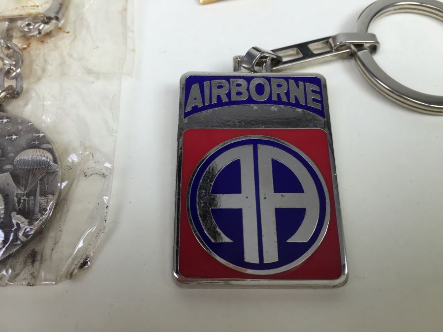 JUST ADDED - Various Pins And Key Chain [Photo 5]
