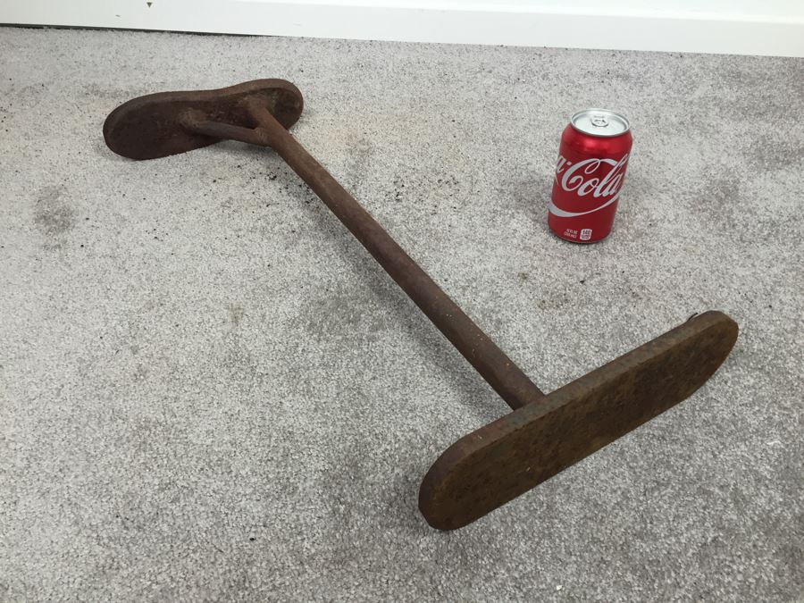 Vintage Cast Iron Cobblers Shoe Form [Photo 8]