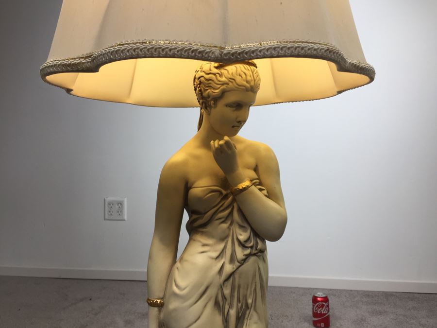 Large Stunning White And Gold Woman Table Lamp [Photo 19]