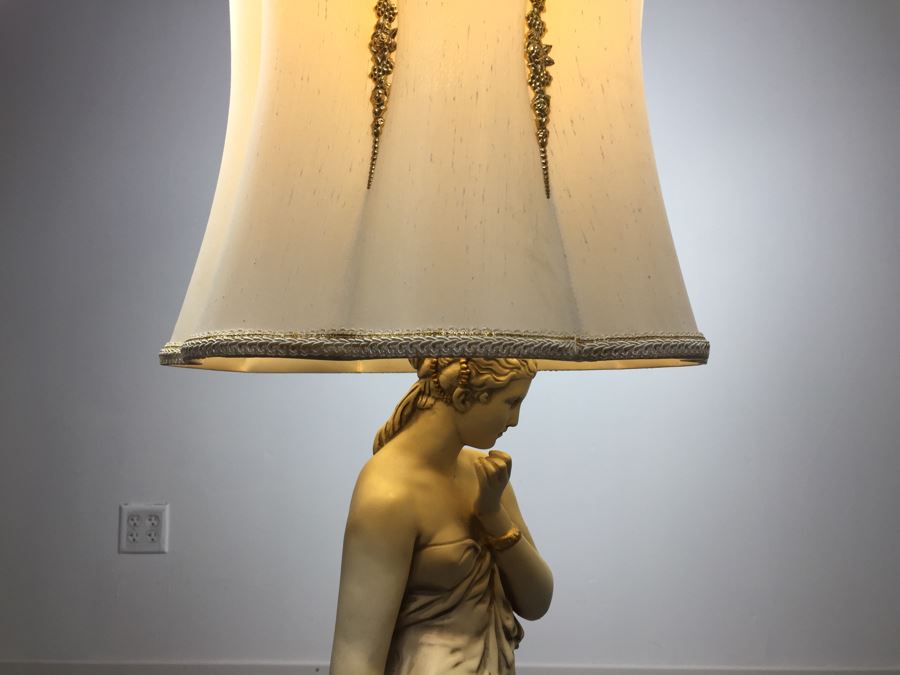 Large Stunning White And Gold Woman Table Lamp [Photo 18]