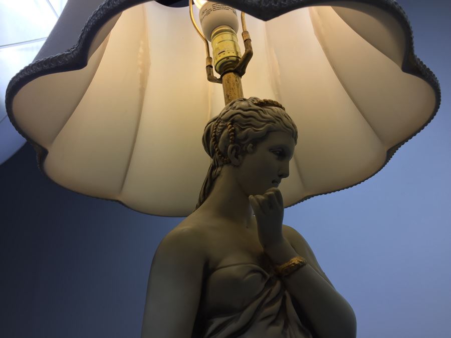 Large Stunning White And Gold Woman Table Lamp [Photo 16]