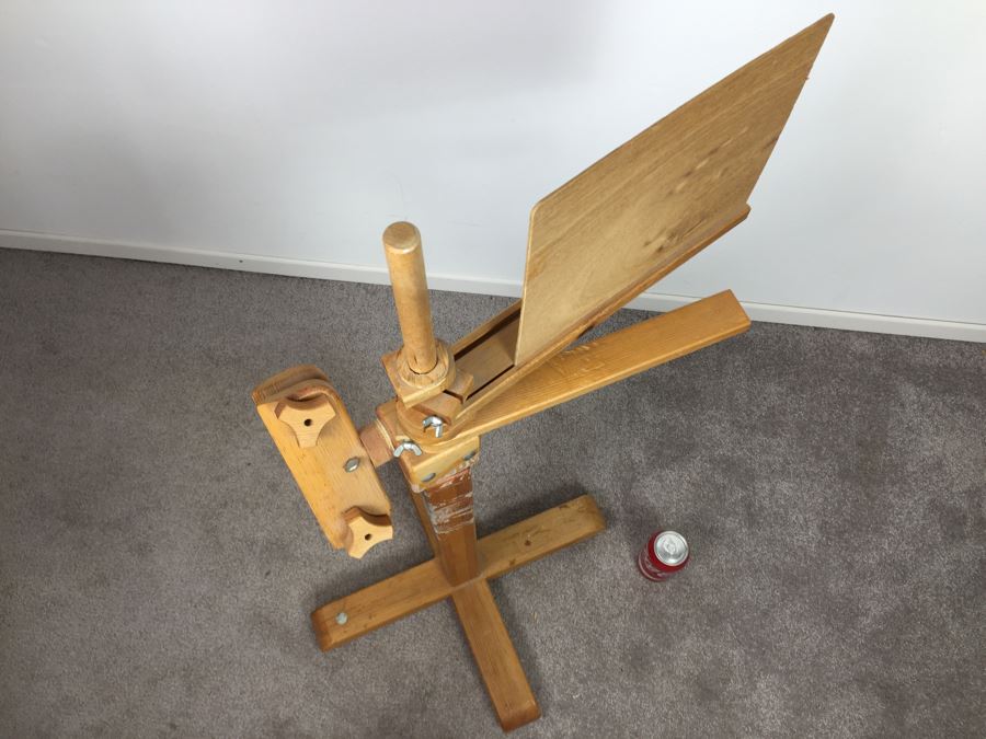 Wooden Adjustable Easel Stand [Photo 12]