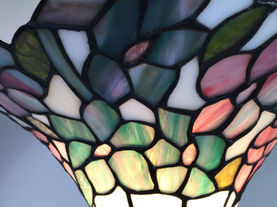 Contemporary Stained Glass Floor Lamp [Photo 7]