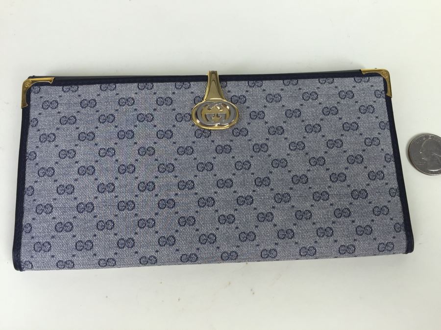 Gucci Women's Clutch Wallet Billfold [Photo 1]