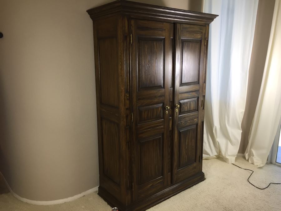 Pennsylvania House Wooden Armoire Cabinet [Photo 6]