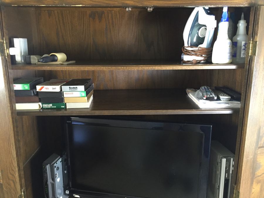 Pennsylvania House Wooden Armoire Cabinet [Photo 10]