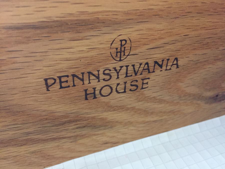 Pennsylvania House Wooden Chest Of Drawers Dresser With 3-Panel Beveled Glass Mirror [Photo 11]