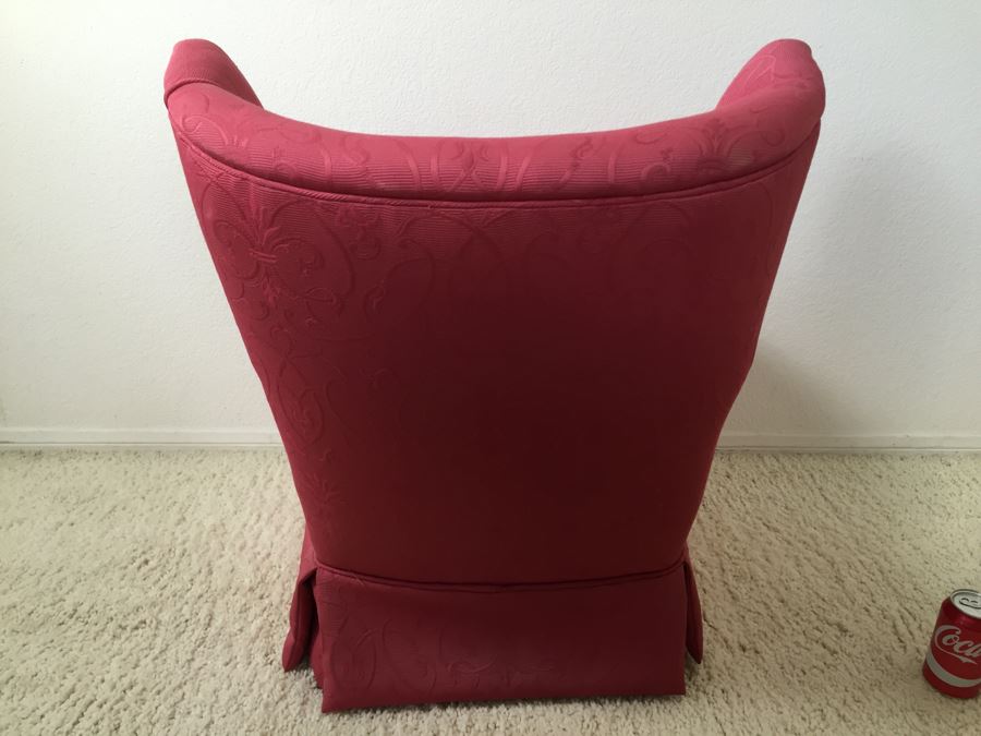 Small Mid-Century Chair [Photo 9]