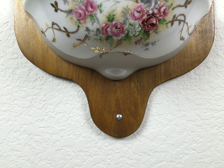 Vintage Lavabo Porcelain Wall Fountain Water Tank And Basin With Gilt Floral Motif And Brass Spigot Mounted To A Wood Plaque [Photo 8]