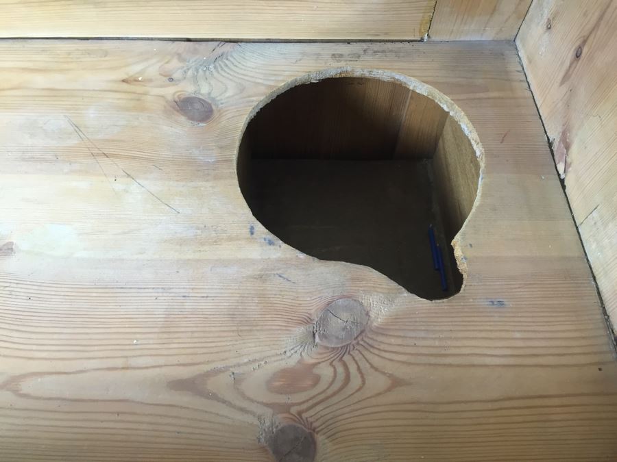 Stunning Antique Chest Of Drawers With Flip Top, Lockable Drawers And Skeleton Key [Photo 15]