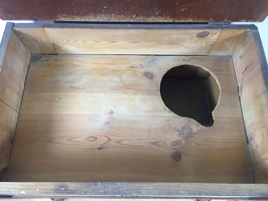 Stunning Antique Chest Of Drawers With Flip Top, Lockable Drawers And Skeleton Key [Photo 13]