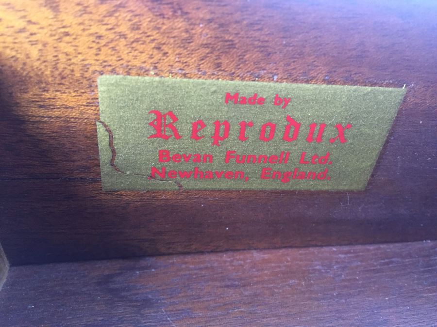 Pair Of Vintage Inlaid Leather Wooden Side Tables Nightstands Made By Reprodux Bevan Funnell Ltd Newhaven, England [Photo 4]