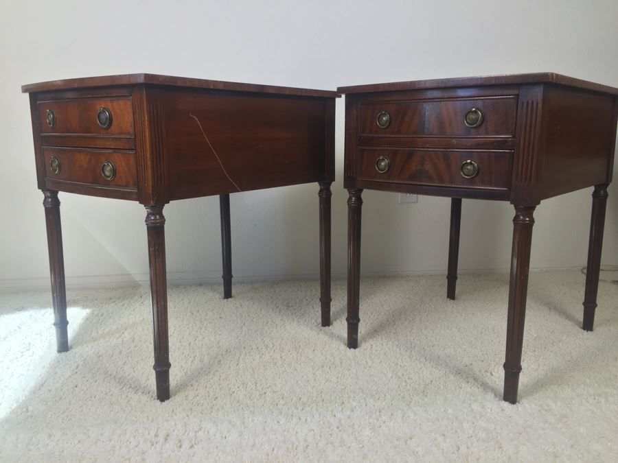 Pair Of Vintage Inlaid Leather Wooden Side Tables Nightstands Made By Reprodux Bevan Funnell Ltd Newhaven, England [Photo 2]