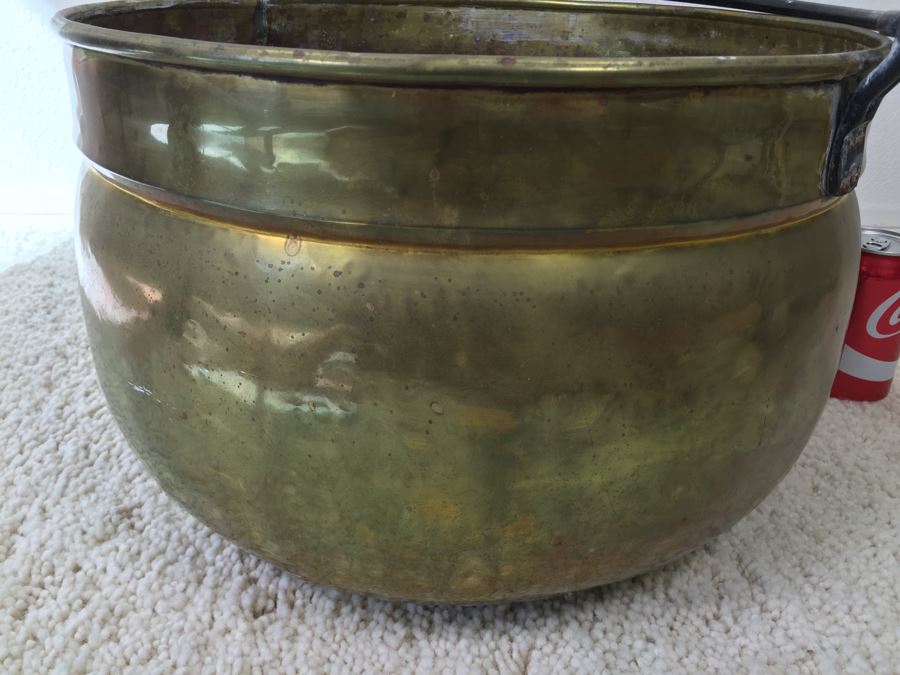 Large Hand Hammered Brass Pot With Wrought Iron Handle [Photo 8]