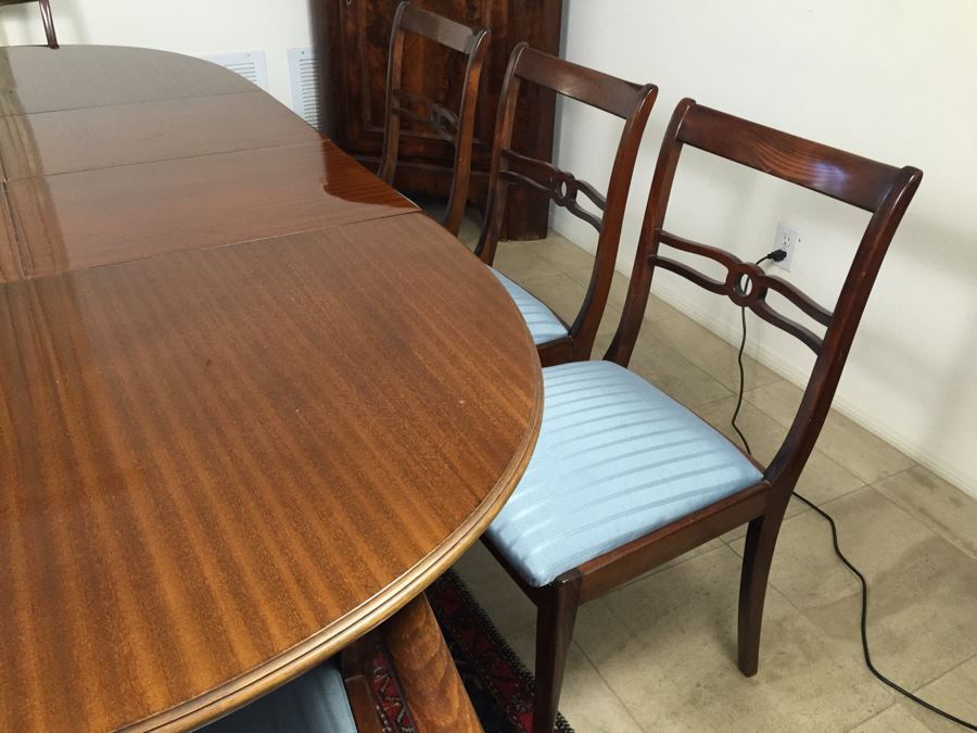 Stunning Mid-Century Style Formal Dining Table In Excellent Condition With Built-In Leaves And 8 Dining Chairs [Photo 18]