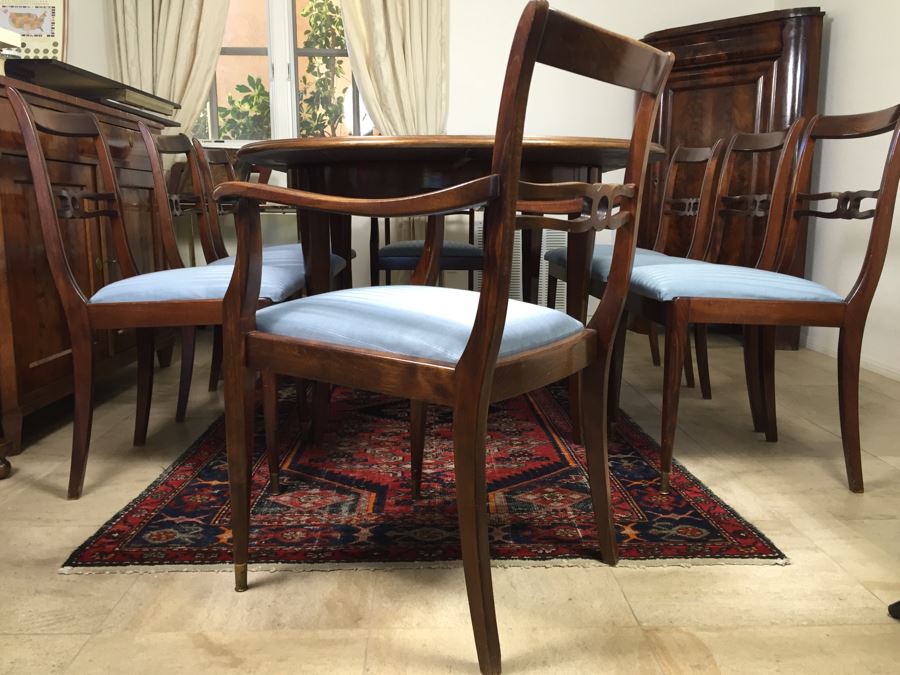 Stunning Mid-Century Style Formal Dining Table In Excellent Condition With Built-In Leaves And 8 Dining Chairs [Photo 23]