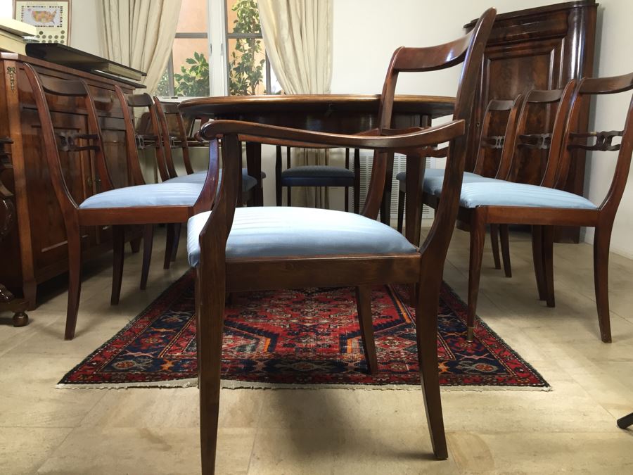 Stunning Mid-Century Style Formal Dining Table In Excellent Condition With Built-In Leaves And 8 Dining Chairs [Photo 24]