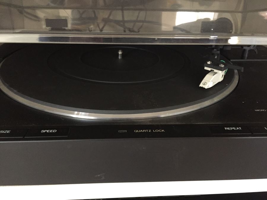 Denon Stereo System With Denon Receiver DRA325R, Denon Quartz Record