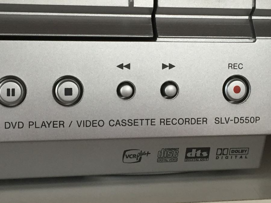SONY DVD Player And VCR SLV-D550P [Photo 3]