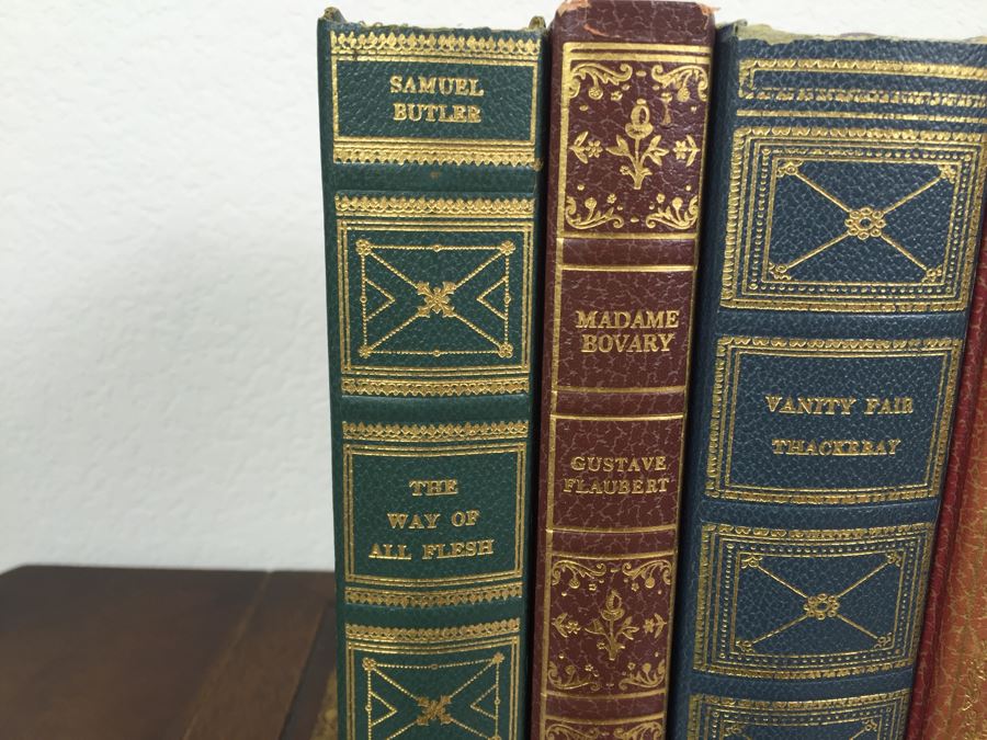 Set Of 7 Leather Bound International Collectors Library Books - Vanity Fair By William Makepeace Thackeray, Camille By Alexandre Dumas, Victory By Joseph Conrad And More [Photo 4]