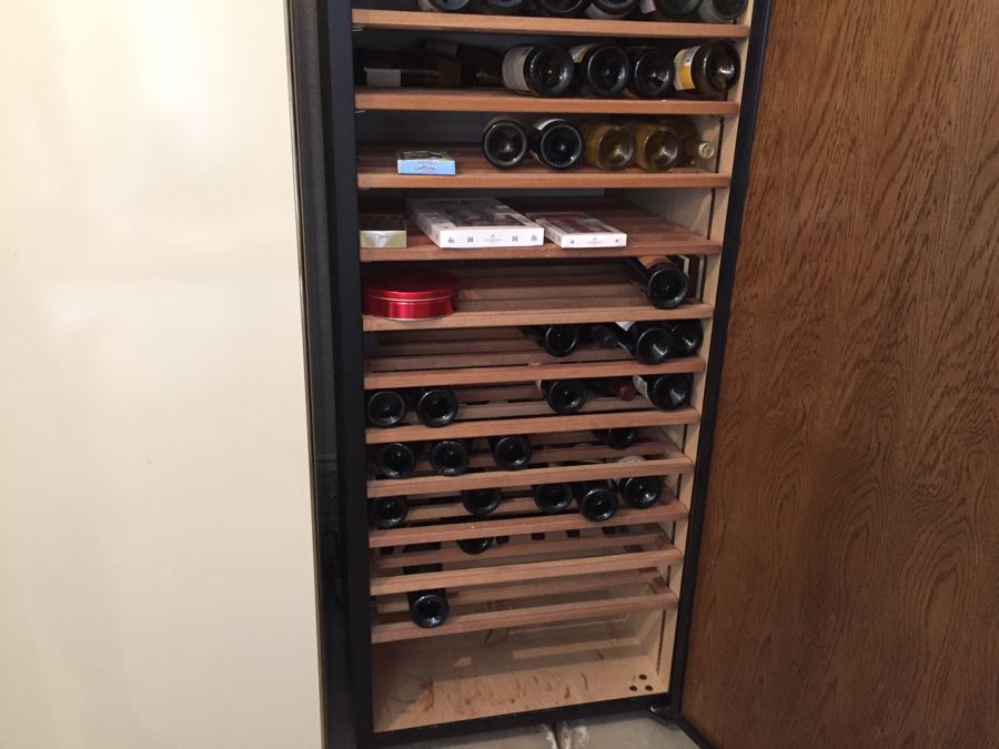 Vinotheque Wine Cellar Cabinet Lockable With Keys - Sold Empty Without Wine [Photo 6]