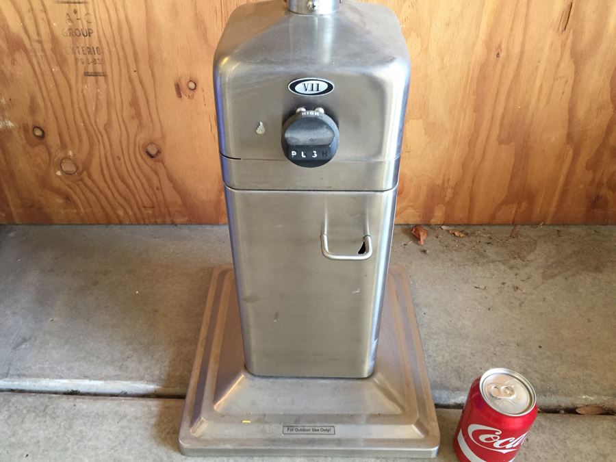 V.I.I. Outdoor Portable Propane Heater [Photo 5]
