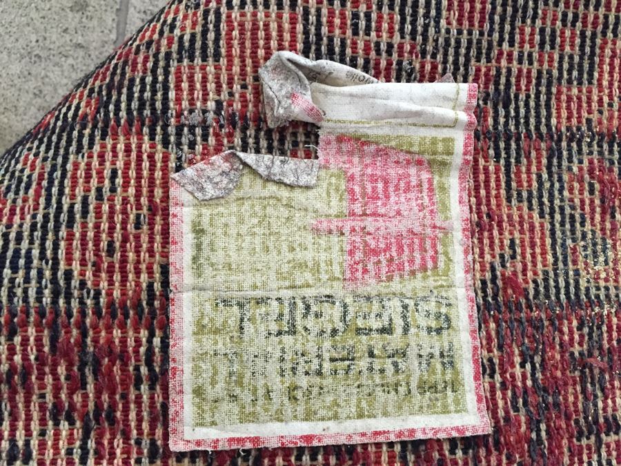 Red And Black Rug With Geometric Patterns [Photo 8]