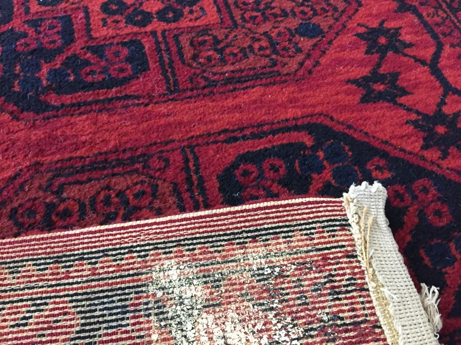 Red And Black Rug With Geometric Patterns [Photo 10]