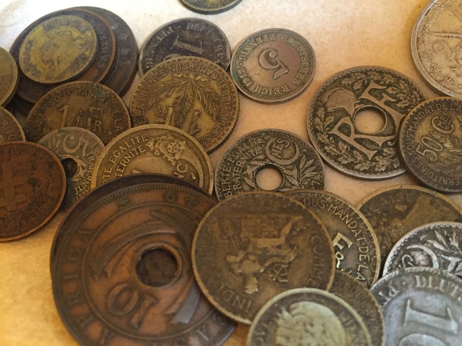 Huge Collection Of Internation Paper Money And Coins Organized By Country - Only Showing A Handful Of The Collection Within Shoebox [Photo 50]