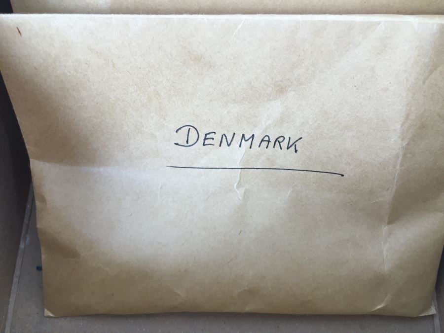 Huge Collection Of Internation Paper Money And Coins Organized By Country - Only Showing A Handful Of The Collection Within Shoebox [Photo 24]