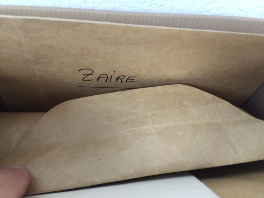 Huge Collection Of Internation Paper Money And Coins Organized By Country - Only Showing A Handful Of The Collection Within Shoebox [Photo 67]