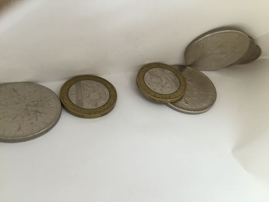 Huge Collection Of Internation Paper Money And Coins Organized By Country - Only Showing A Handful Of The Collection Within Shoebox [Photo 32]