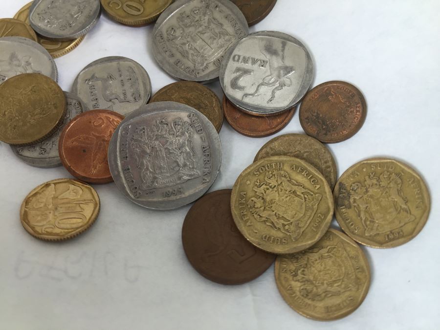 Huge Collection Of Internation Paper Money And Coins Organized By Country - Only Showing A Handful Of The Collection Within Shoebox [Photo 59]