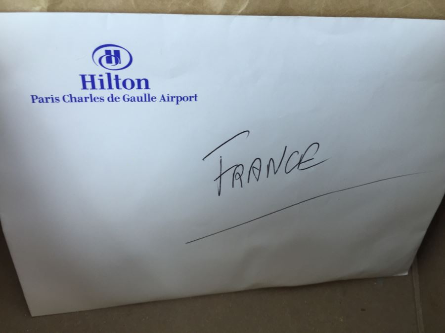 Huge Collection Of Internation Paper Money And Coins Organized By Country - Only Showing A Handful Of The Collection Within Shoebox [Photo 31]