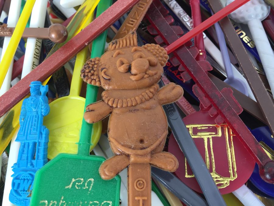 Collection Of Vintage Advertising Barware Swizzle Stir Sticks - Circus Circus Casino, Trader Vic's, TWA [Photo 7]